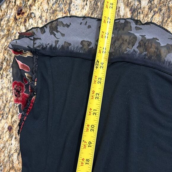 Mezon Cotton Blend Floral Burnout Velvet Split Back Layered Top Size S - Picture 6 of 6